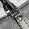LV TRAVEL BAG - Image 3